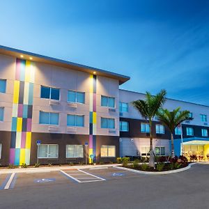 Tru By Hilton Bradenton I-75, Fl